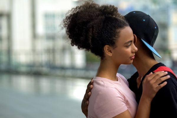 Best Dating Apps in Nigeria 2025: Why Nigerians Are Choosing Local Platforms